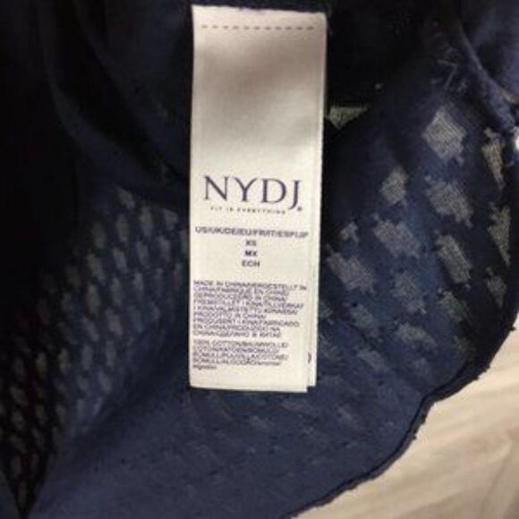 NYDJ Navy Sleeveless Pintuck Cotton Dobby size XS - Picture 5 of 5